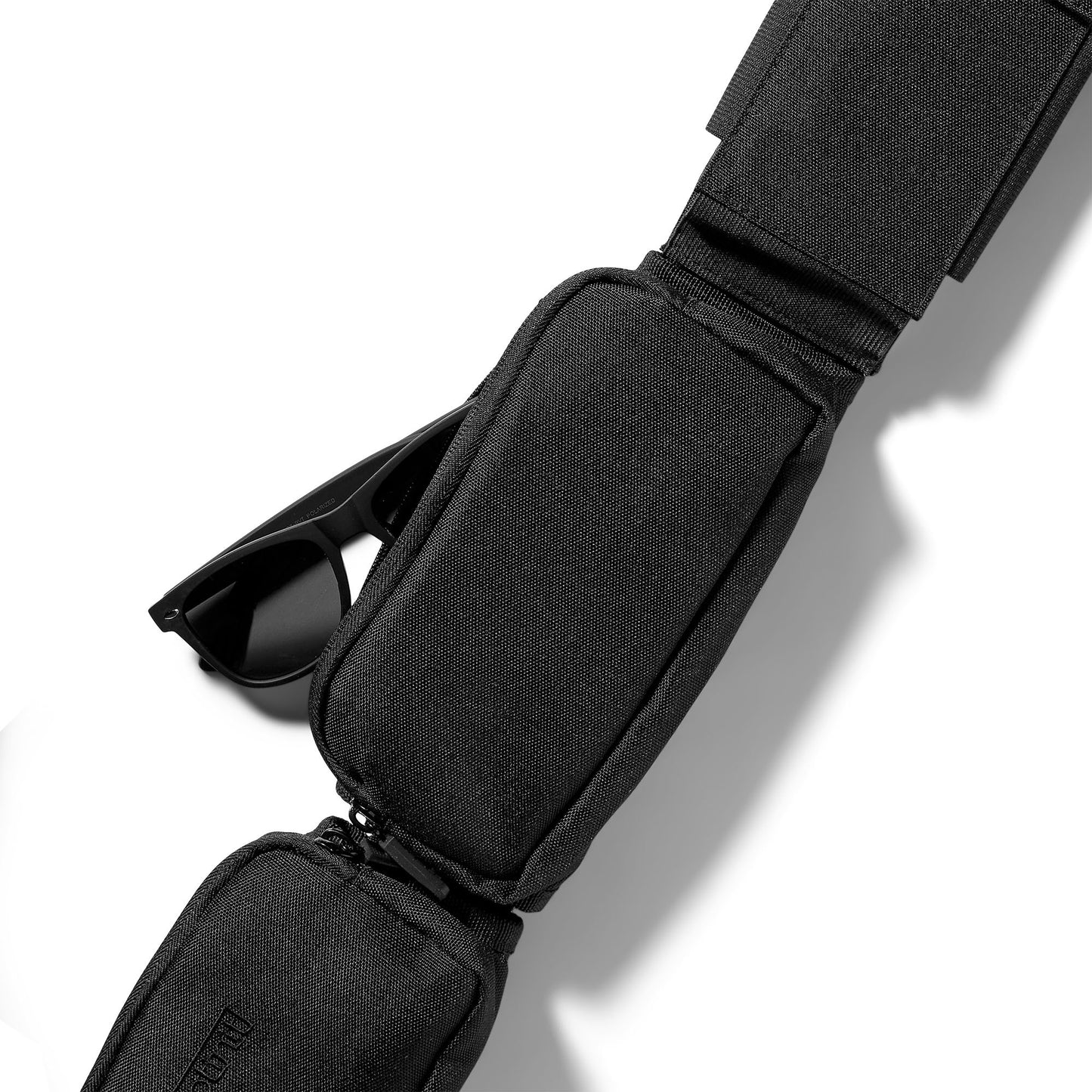 Totinit Passport Pro - RPET w/RFID pocket + Carabiner - Black - 15-12579