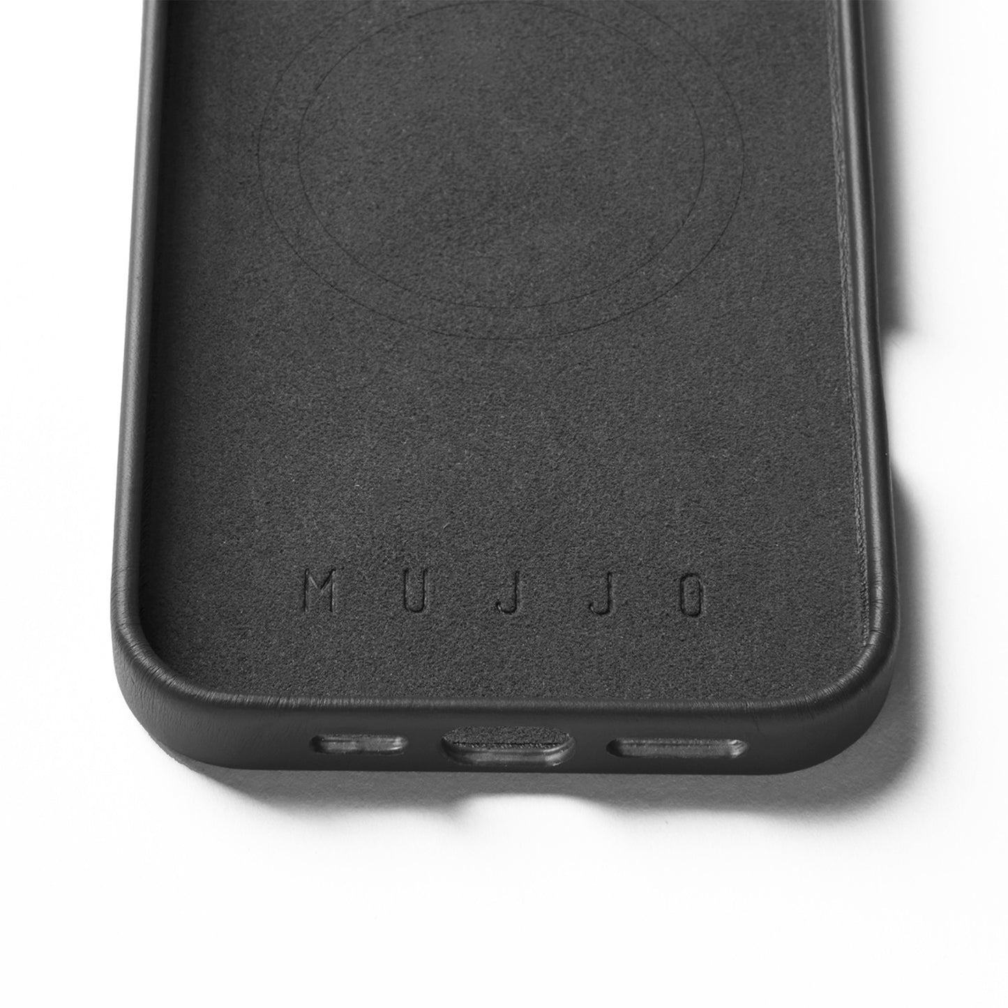 iPhone 16 Pro Max Mujjo Full Leather w/MagSafe Case - Black - 15-13834